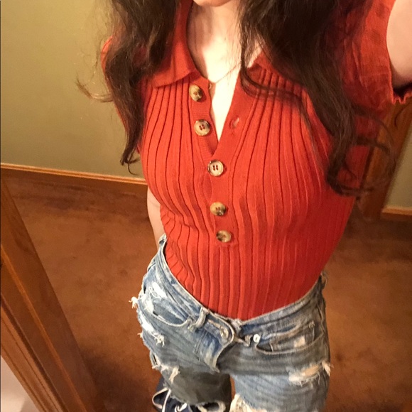 Button-collared orange blouse - Picture 3 of 7